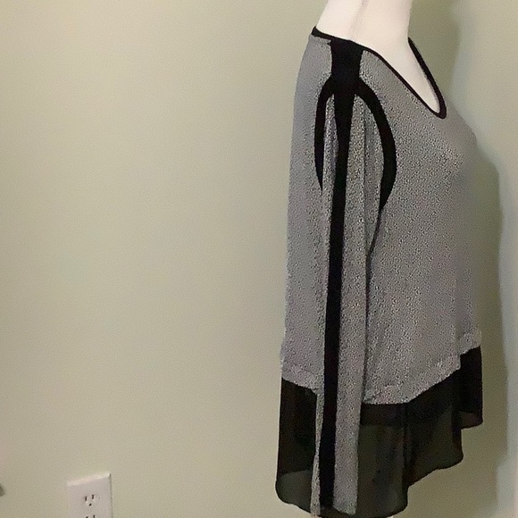 ❤️MICHAEL MK  Xlarge blk/ gray L/S top - Picture 3 of 7